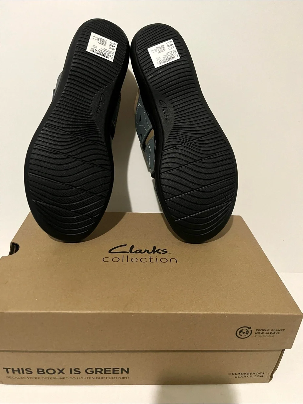 Clarks Laurieann Nora Sandals in Blue/Gray Leather.